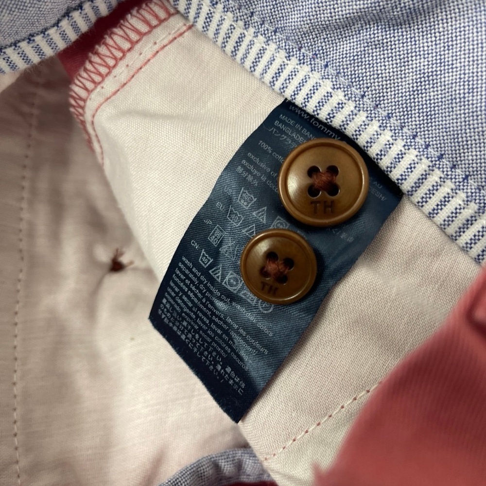 NWOT Tommy Hilfiger Shorts (size 30) - Picture 5 of 5